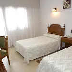 Serantes Отель