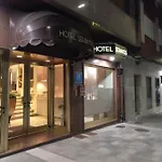 Отель Serantes