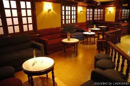 Serantes 酒店 格罗韦